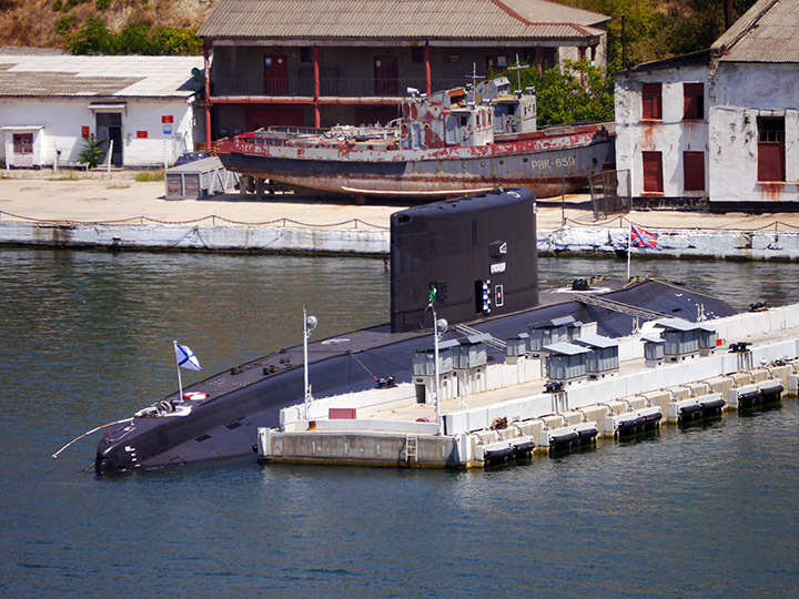 Подводная лодка Б-262 "Старый Оскол" Черноморского флота
