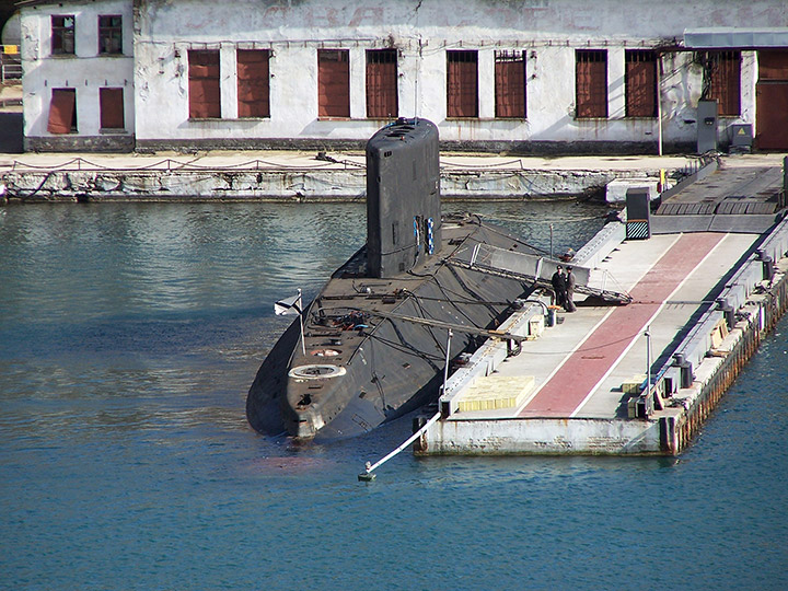 Подводная лодка "Алроса" Черноморского флота 