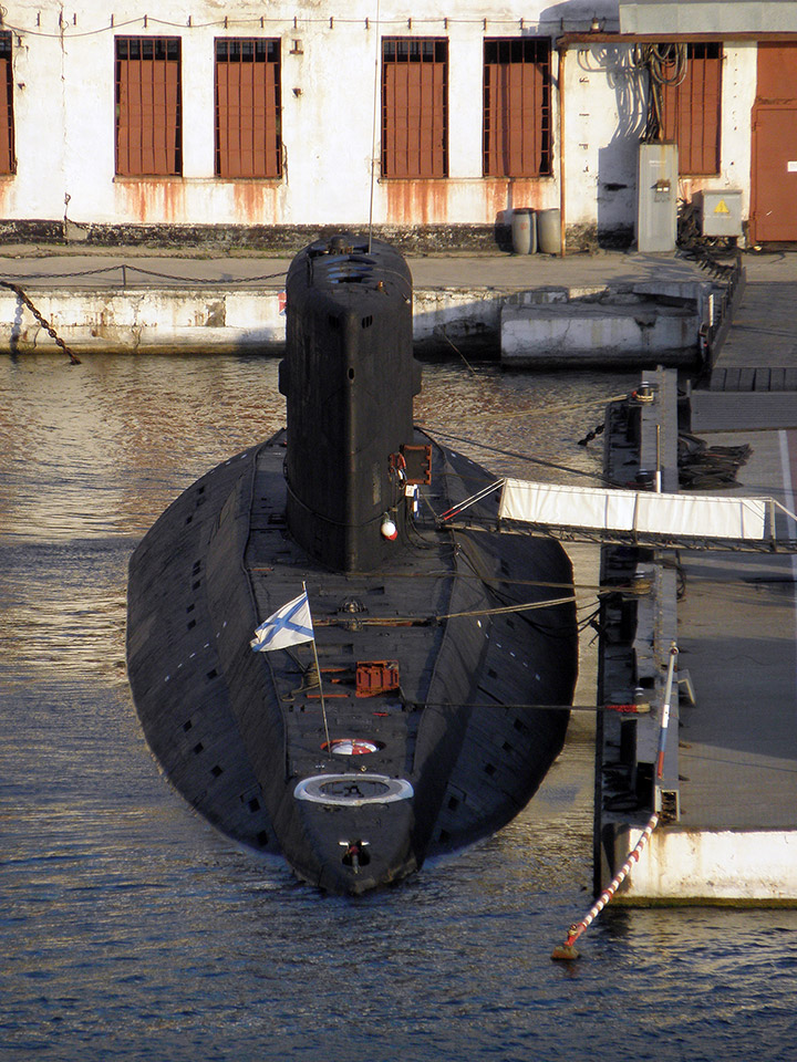 Подводная лодка "Алроса" - кормовой ракурс