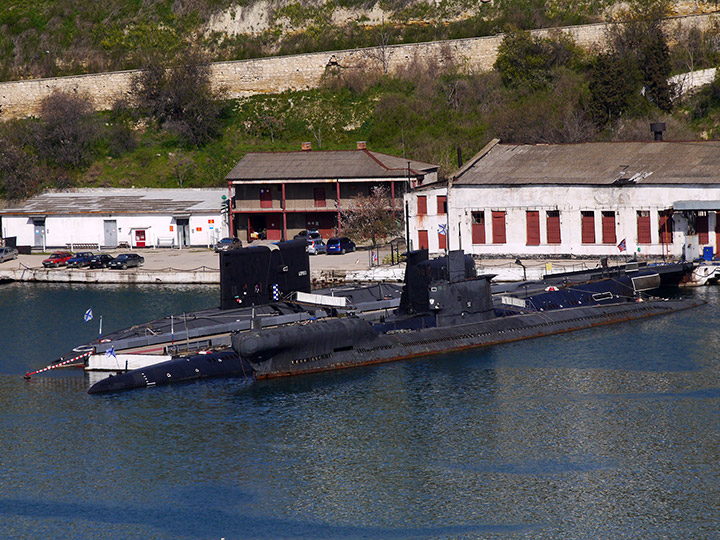 Russian Alrosa and ex-Ukrainian Zaporizhzhia Submarines