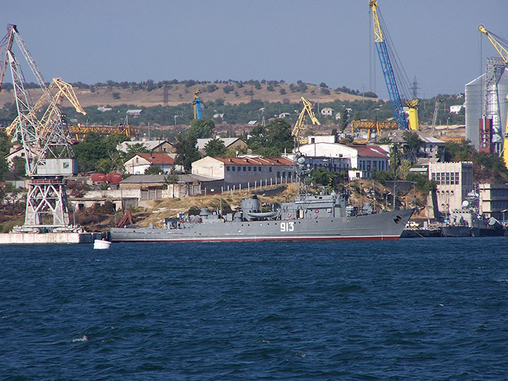 Seagoing Minesweeper Kovrovets, Black Sea Fleet