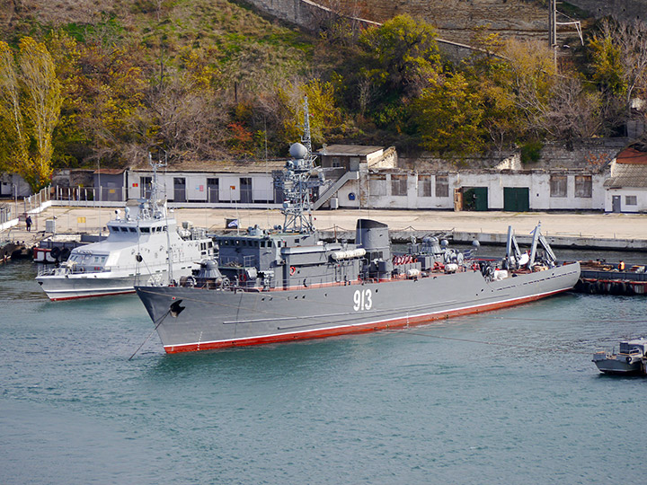 Seagoing Minesweeper Kovrovets, Black Sea Fleet