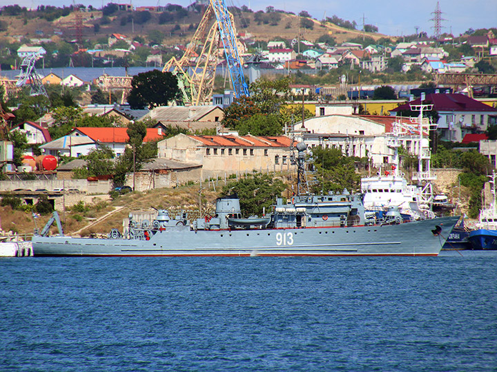 Seagoing Minesweeper Kovrovets, Black Sea Fleet