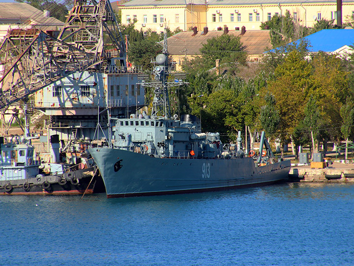 Seagoing Minesweeper Kovrovets, Black Sea Fleet