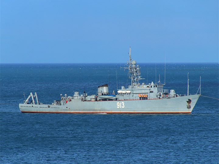 Seagoing Minesweeper Kovrovets - Project 266M