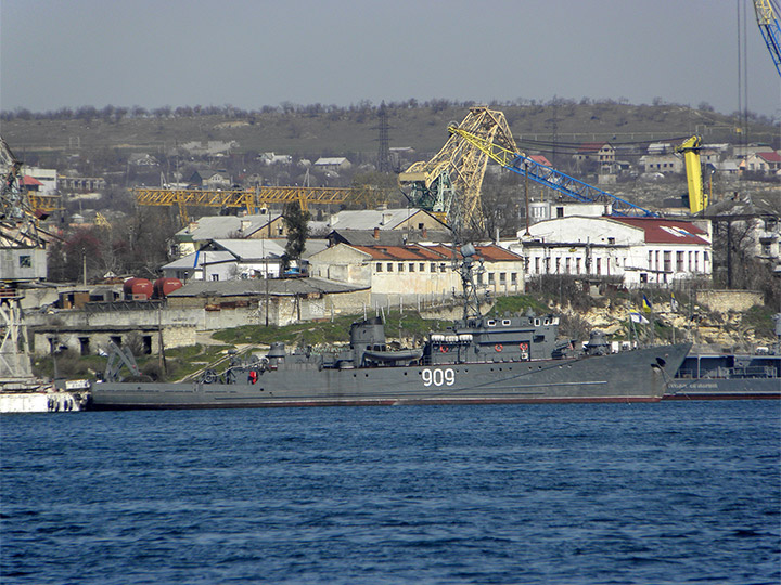 Seagoing Minesweeper Vice-admiral Zhukov, Black Sea Fleet