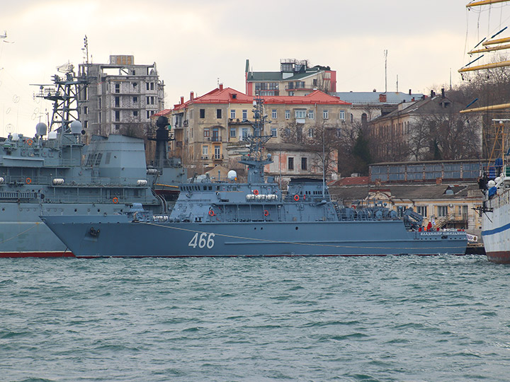 Coastal Minesweeper Vladimir Emelyanov, Southern Bay, Sevastopol