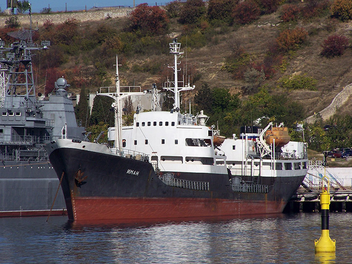 Танкер "Иман" Черноморского Флота 