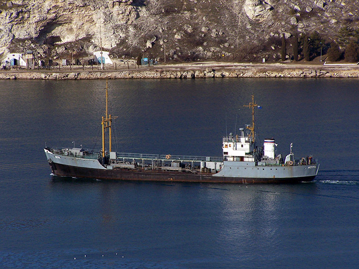 Малый морской танкер "Истра" Черноморского Флота
