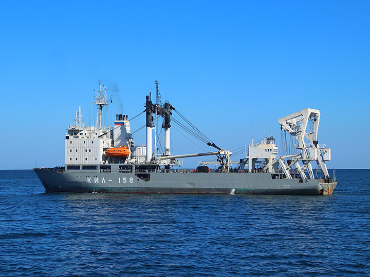 Килектор КИЛ-158 Черноморского флота выходит в море