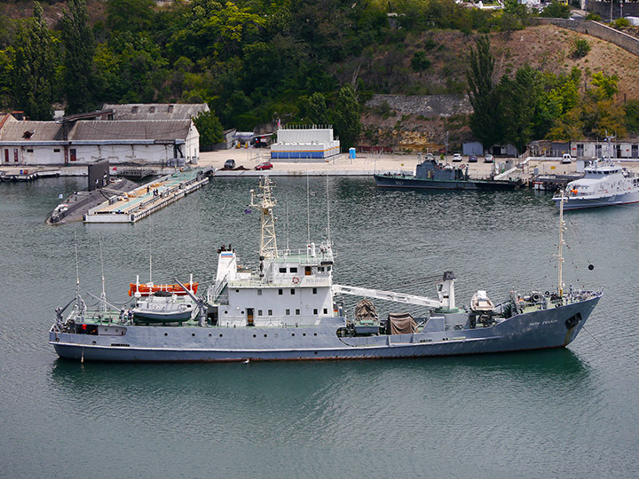 Ecological Monitoring Vessel Petr Gradov