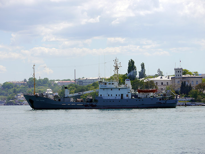 Ecological Monitoring Vessel Petr Gradov