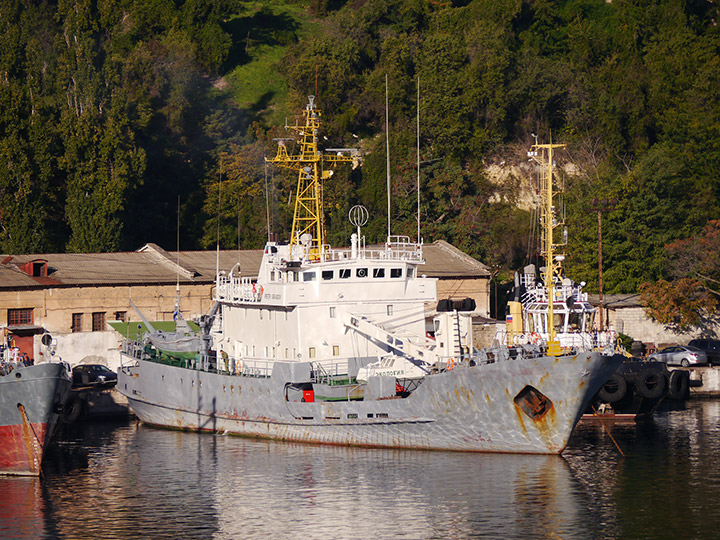 Ecological Monitoring Vessel Petr Gradov