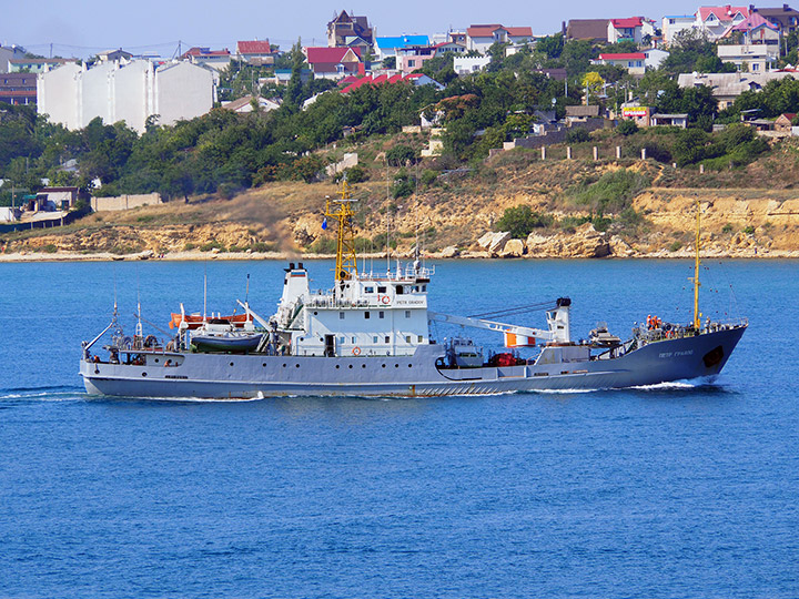 Ecological Monitoring Vessel Petr Gradov