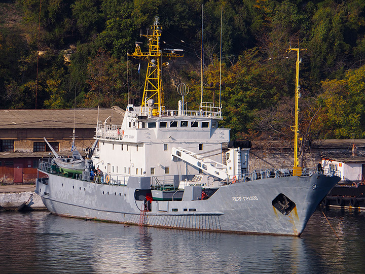 Ecological Monitoring Vessel Petr Gradov