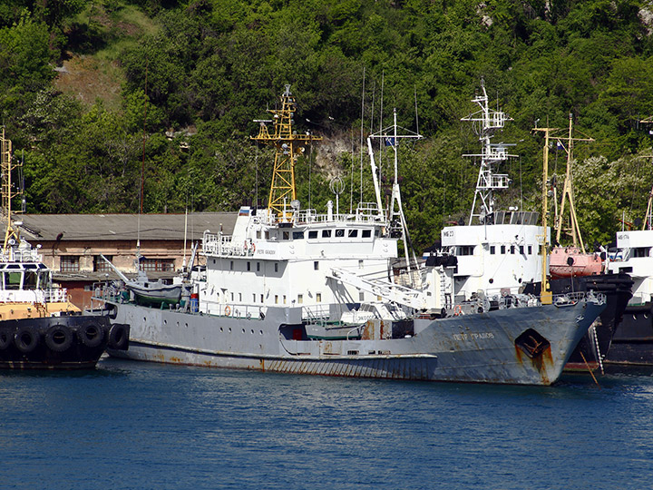 Ecological Monitoring Vessel Petr Gradov