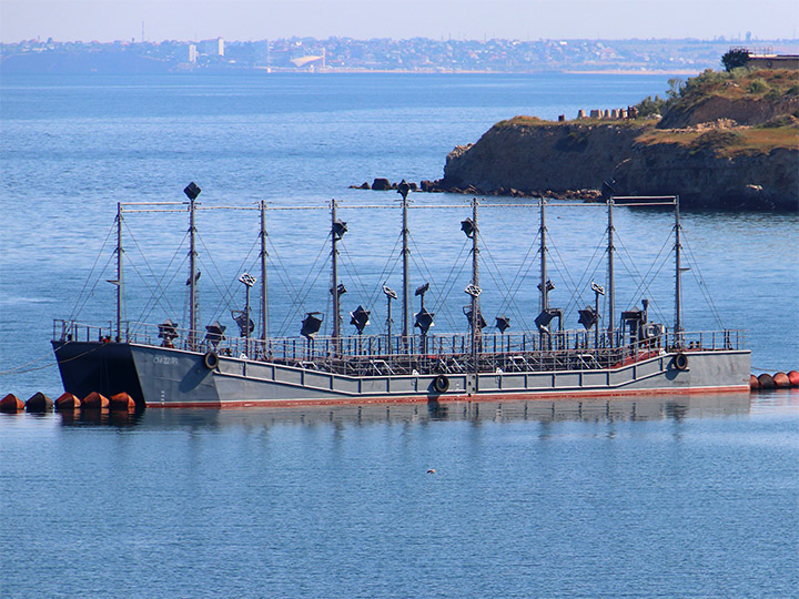 Судно-мишень СМ-2284 Черноморского Флота