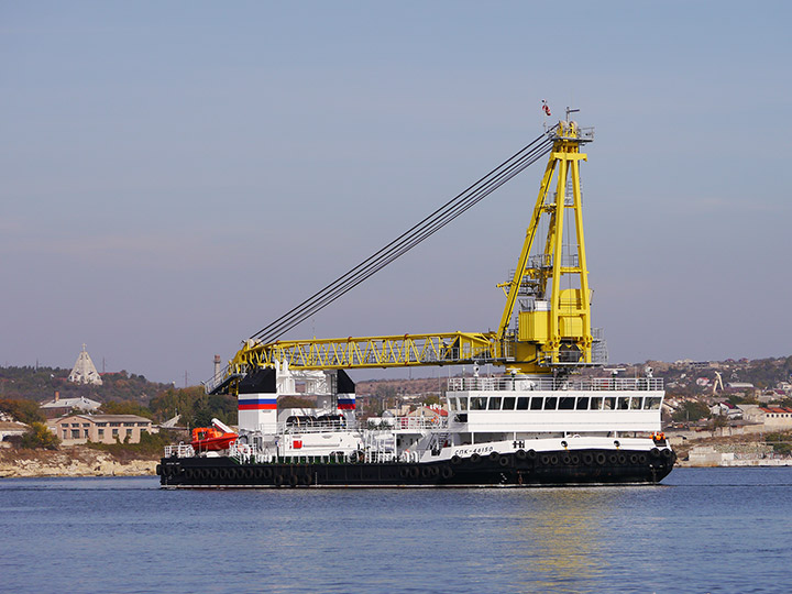 Self-Propelled Floating Crane SPK-46150 in Sevastopol