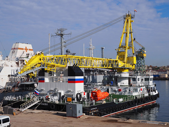 Self-Propelled Floating Crane SPK-54150, Black Sea Fleet