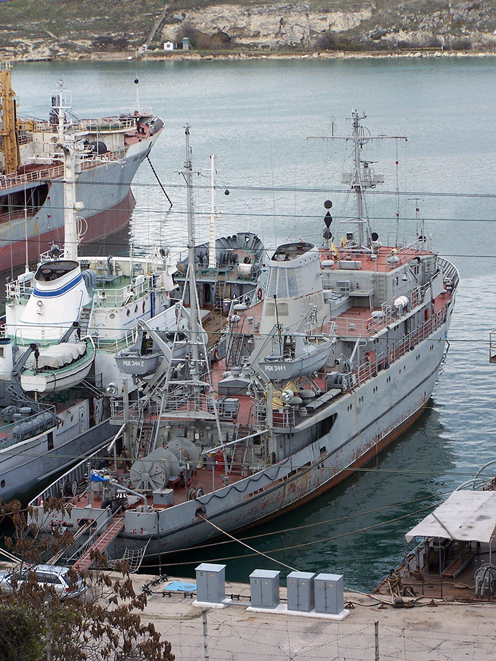 Судно размагничивания "СР-344" Черноморского Флота